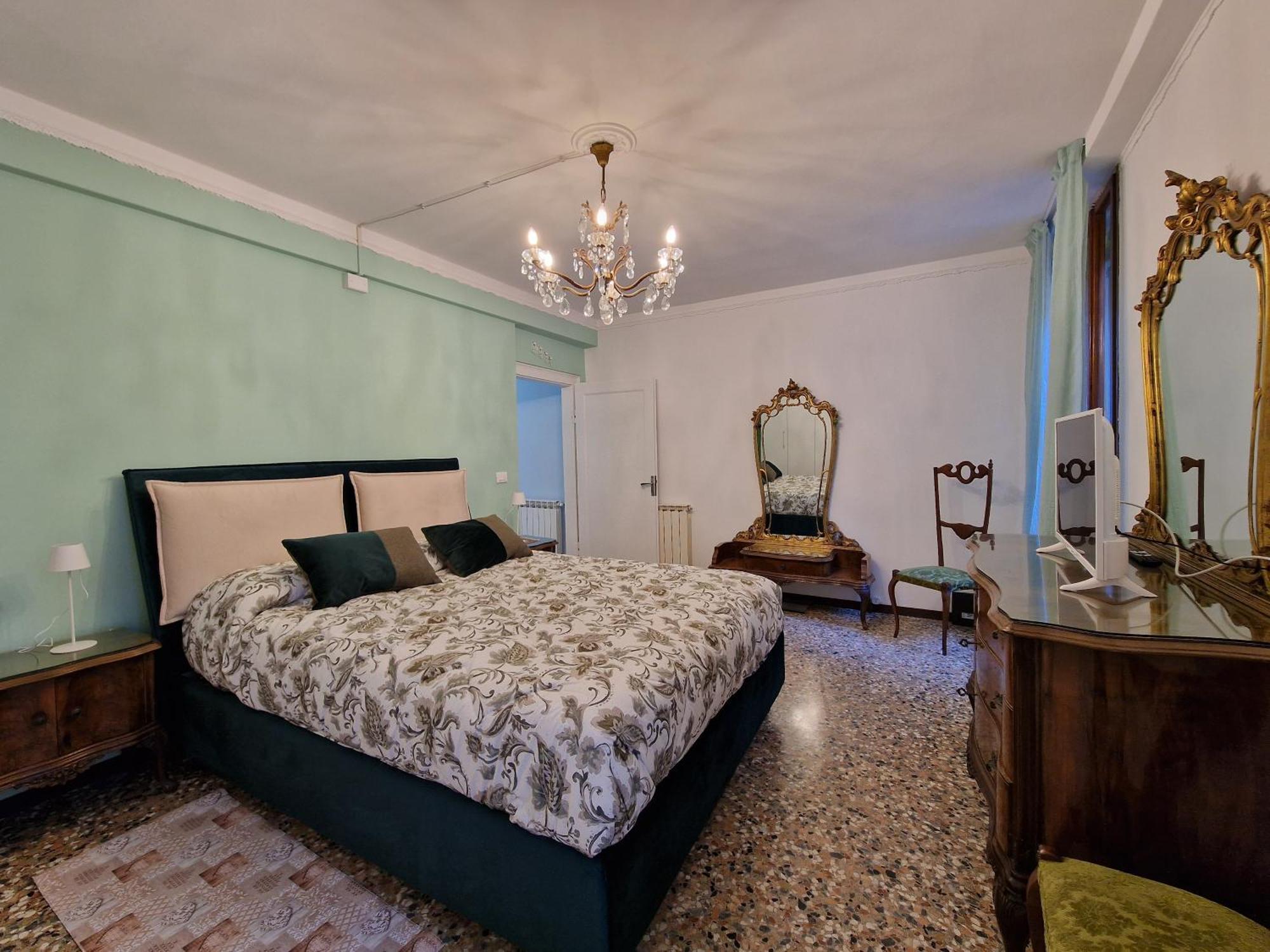 Veneziacentopercento La Forcola Apartment, Next To Rialto Bridge Eksteriør bilde
