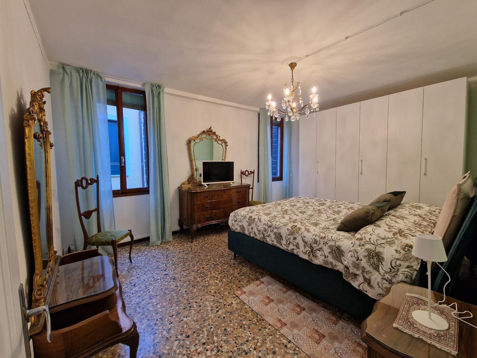 Veneziacentopercento La Forcola Apartment, Next To Rialto Bridge Eksteriør bilde