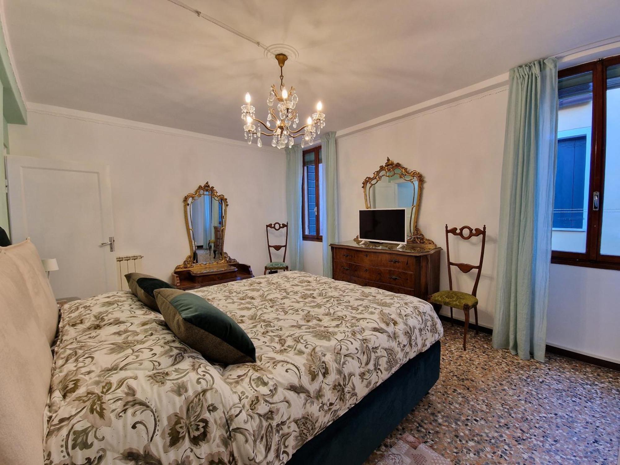 Veneziacentopercento La Forcola Apartment, Next To Rialto Bridge Eksteriør bilde