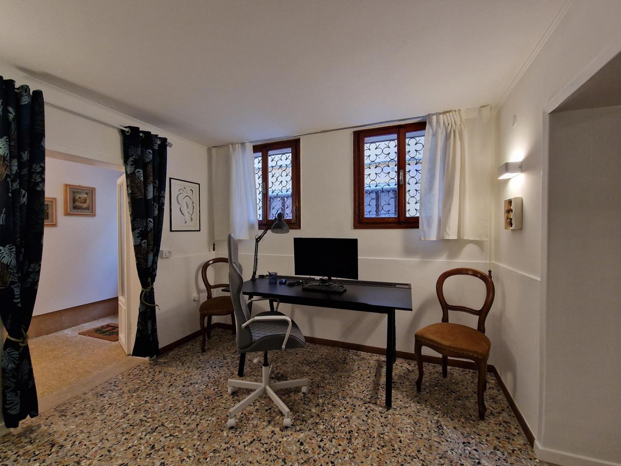 Veneziacentopercento La Forcola Apartment, Next To Rialto Bridge Eksteriør bilde