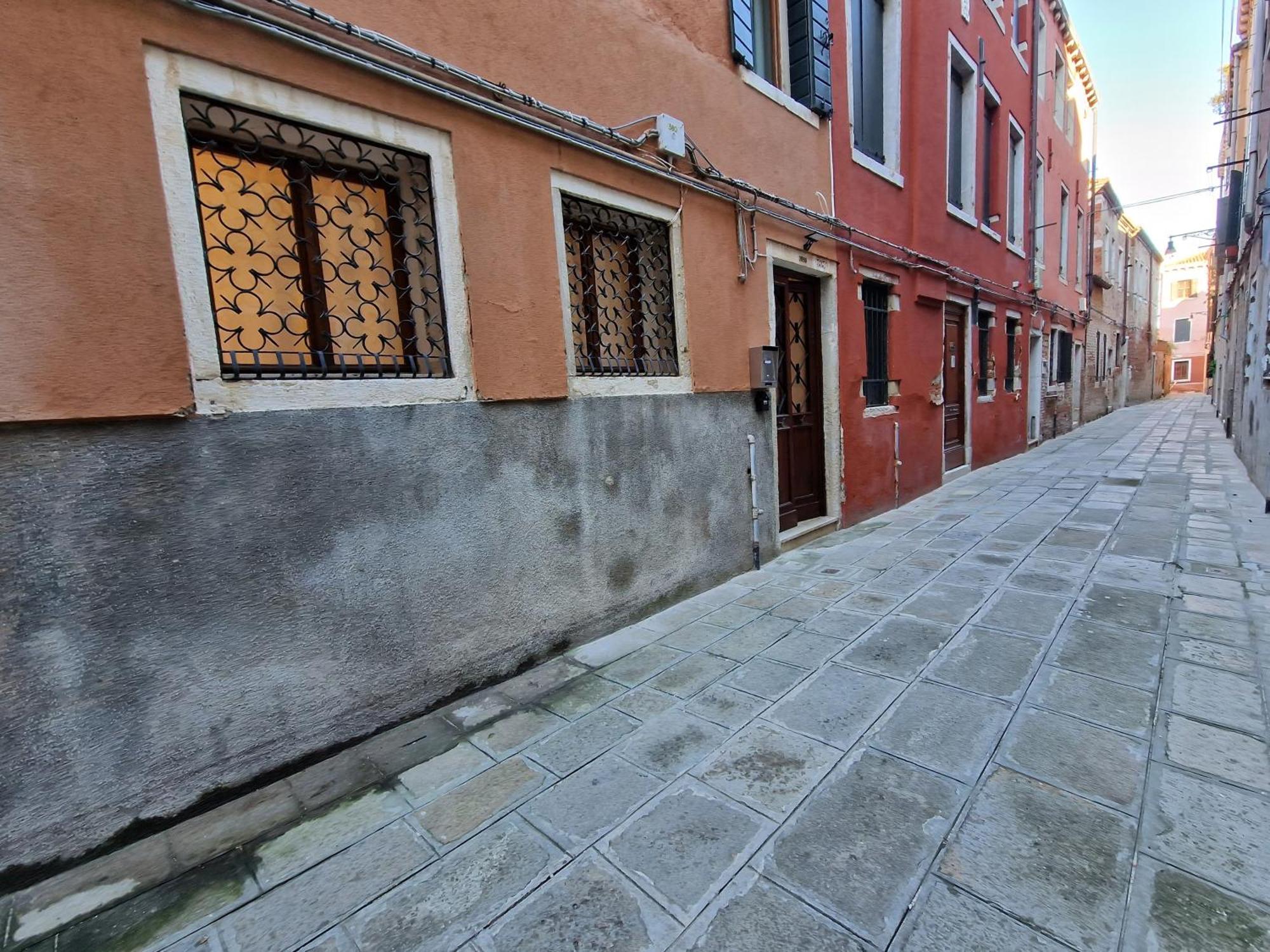 Veneziacentopercento La Forcola Apartment, Next To Rialto Bridge Eksteriør bilde